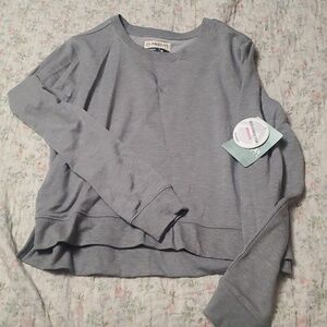 Magellan Outdoors women's size XS classic fit pullover